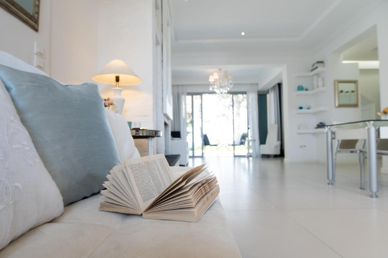 Pefkohori Villa A&M By Luxlikehome Pefkochori Extérieur photo