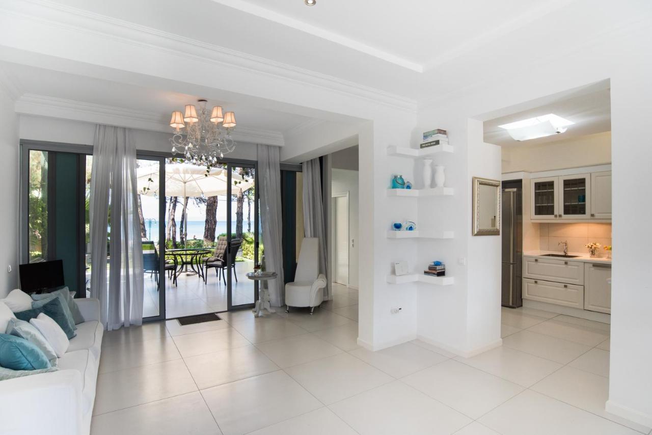 Pefkohori Villa A&M By Luxlikehome Pefkochori Extérieur photo
