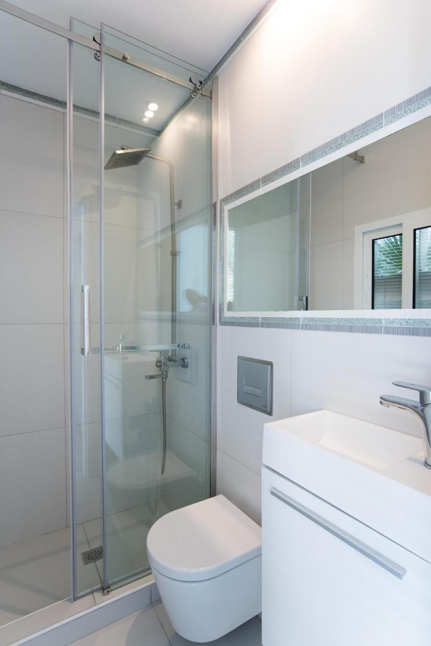 Pefkohori Villa A&M By Luxlikehome Pefkochori Extérieur photo